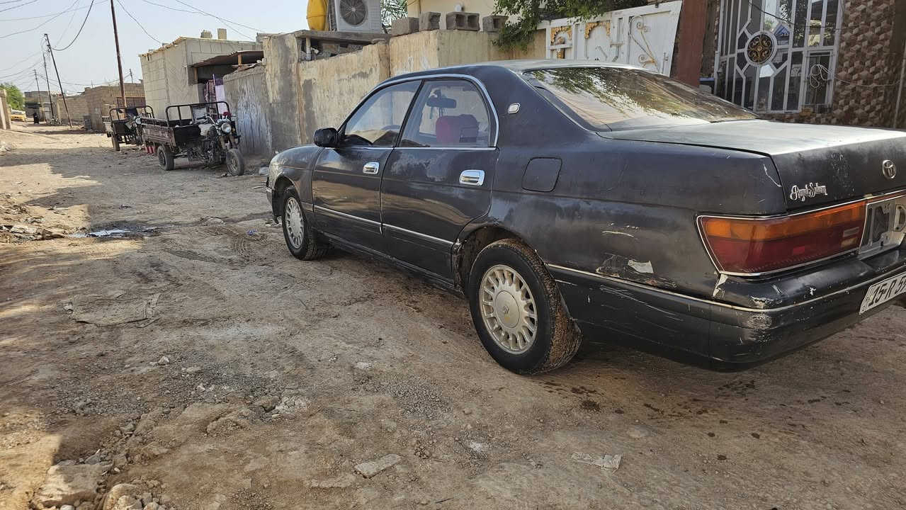 السلام عليكم سياره بطه منفصل رقم نكليزي انبار مكان واسط العزيزيه  سياره خير من الله تبريد جاهز  كير محرك ونجي ثنين ونص لاتبخير ولاتنقيص كهربائياتهة جاهزة لايت زنون سياره بيهة جراد يرادلهة صبغ 
اتصل ***********وتدلل السعر ٤٢ وبيهة مجال
