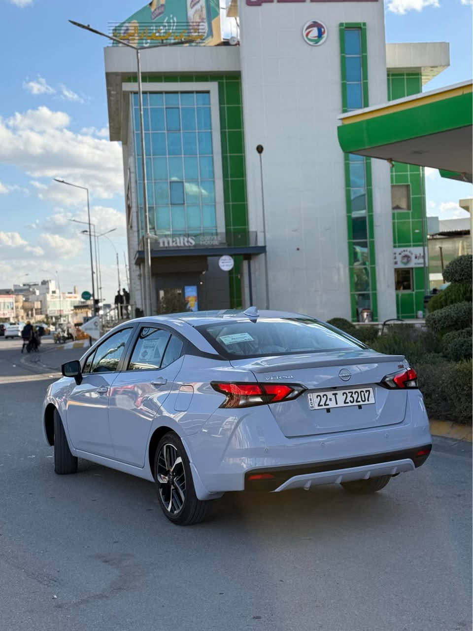 نيسان فيرسا 
موديل: 2023
العداد :22km
السعر : 140$  بي مجال
الضرر : تعديل بارد شبر بل بونيد بدون ايرباك بدون دوخل 

مواصفات SR فولل
- بصمة
- رادار جانبي
_ نقطة عمياء
- رادار امامي
_ توقف ذاتي عند رجوع الي خلف
_ كامره دوار
_تحديد مسار
_ تحكم ستيرن
_شاشة لمس
- لايت ليد+زينون 
_ ويل كروم
_كشنات هيتر
_لون سموكي
_عنوان كركوك
للاستفسار : *********** كركوك, العراق
