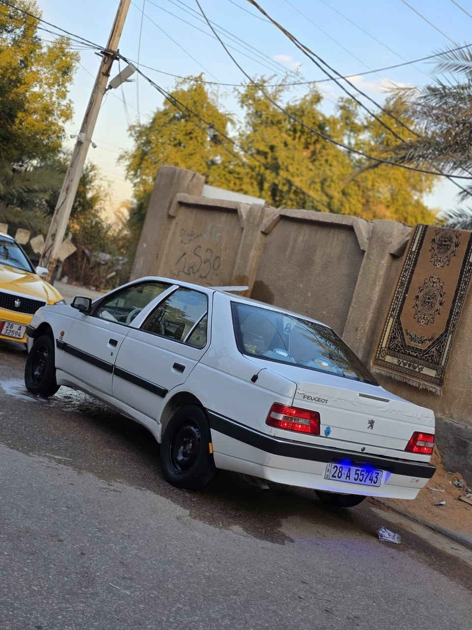 سلام عليكم بيجو ٤٠٥ للبيع جديد بالكارتون وصور تحكم موديل ٢٠١٦ بيضه سياره كير مكينه وتبريد وحداديه كفاله بيها كرتين ولباقي كفاله رقم نكليزي بسمي سياره نضيفه ومامتعبها ابد تخم تاير جديد مغلف دواخل جلد وكشنات همات سعر ٥٧ وبيهة مجال وتعال وبخدمتك مكاني النجف الاشرف الرقم 0 7 8 22 60 65 19
