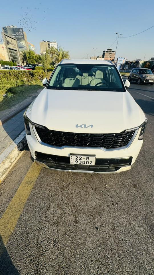 سلام عليكم للبيع
سورنتو موديل 2024 ماشية 35000 ويل 20 قمارة حديد داتا شو بيها بارد بلباب و بل بنيد يم العلامة  بدون صبغ للاستفسار ***********
