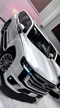 لاندكروز GXR  المتتد بريم اصل  محرك 4000 V6تنفس طبيعي   موديل 2024اصل ...