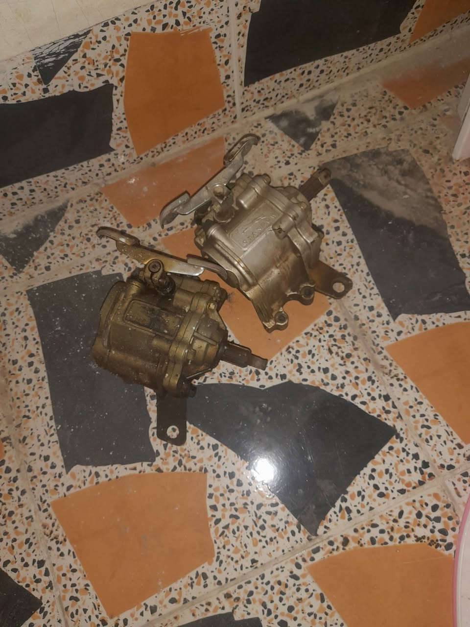 كير بوس عاطلات يحتاج تجفيت العد 2 السعر 20الف


**إذا كنت صاحب هذا الإعلان وتريد حذفه لأي سبب، رجاءا أرسل رسالة إلى الدعم الفني**