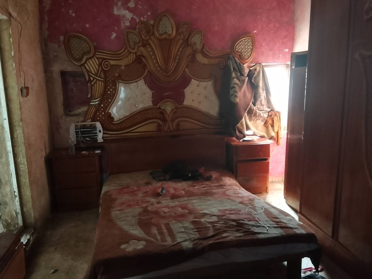 غرفه صاج
6باب
ظرر بسيط
بيع سبب تنقل غير مكان
ومكان ماعندي يكفيه
سعر 500
***********
