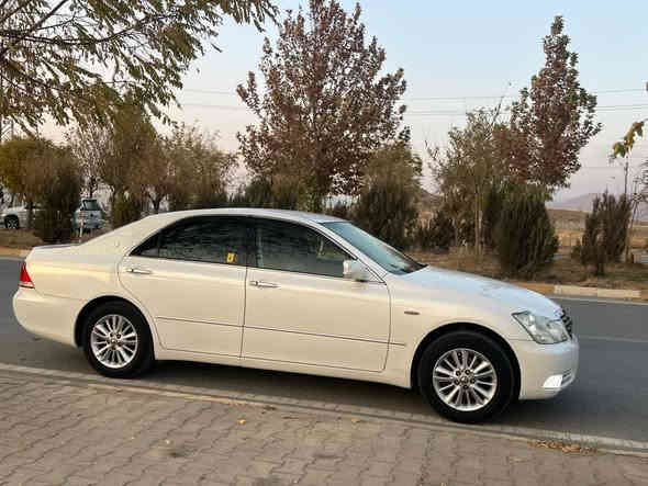 بە ناوی خوای گەورە کراون شاهینە بۆ فرۆشتن 
crown shahena royal 2005 
سەیارەکە ڕۆیاڵە فول فولە بێ سڵایدە 
٣ پەردە سەلاجە چوار کوشن کارەباو گەرم 
ماڵی دۆستە یەک چرکەی تیا نیە کامل مەسرەف و بێ خەلەل 
یەک عەیب ٥٠ دۆلار شکێنە 
بۆ پەیوەندی 
0750 181 53 08 
نرخی ٧٠ گەڵاو معامەلە بەس موسە سەیارەکە ٢ پارچەی یابانی هەیە و بەس

ئەدمین ❤️
