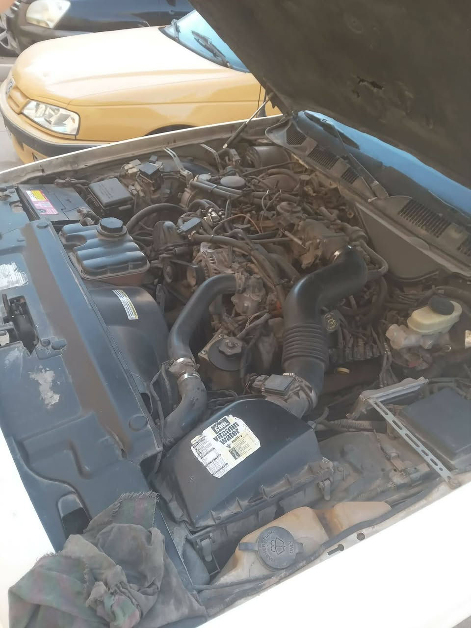 فورد فكتوريا البيع بوليس
شاشه يوتيوب 
منضومه غاز ١٢٠ لتر
كشن جديد
تخم تايرات 
الايتات زنون جدد
سعرها ٤٥ وبيه مجال الي يريد مايشتري لا يطب 
رادله بس درايف شفد 
مكاني بغداد


**إذا كنت صاحب هذا الإعلان وتريد حذفه لأي سبب، رجاءا أرسل رسالة إلى الدعم الفني**