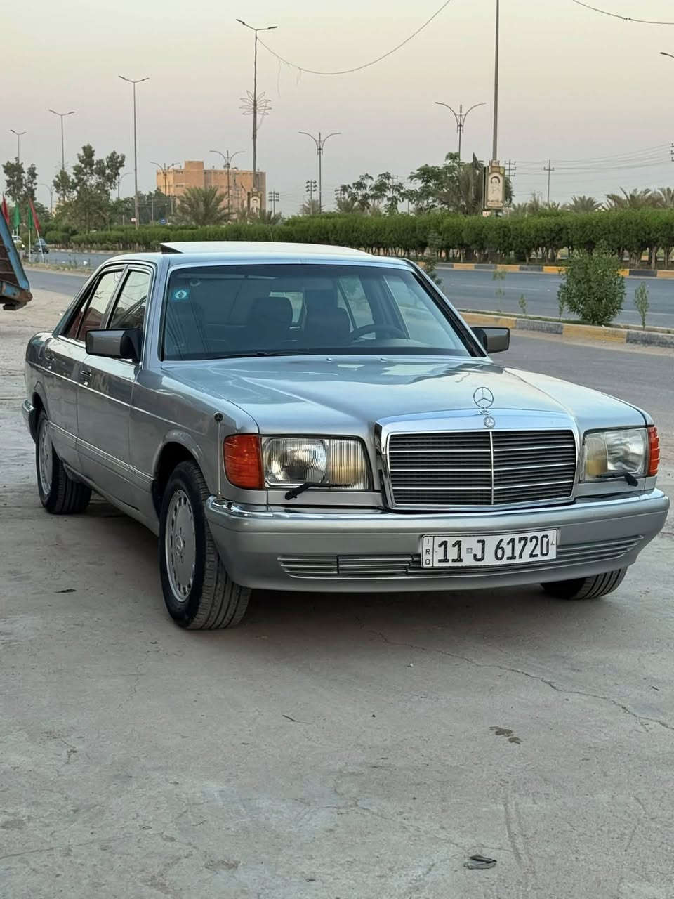 مارسدس جامبو موديل 88 محوره بطه كير محرك حداديه وتبريد تمام كهربا ئيات كول شغاله سلات طكتين سنتر لوك سياره جاهزه من كلشي السعر 63 مكان السياره كربلاء رقم الهاتف ***********
