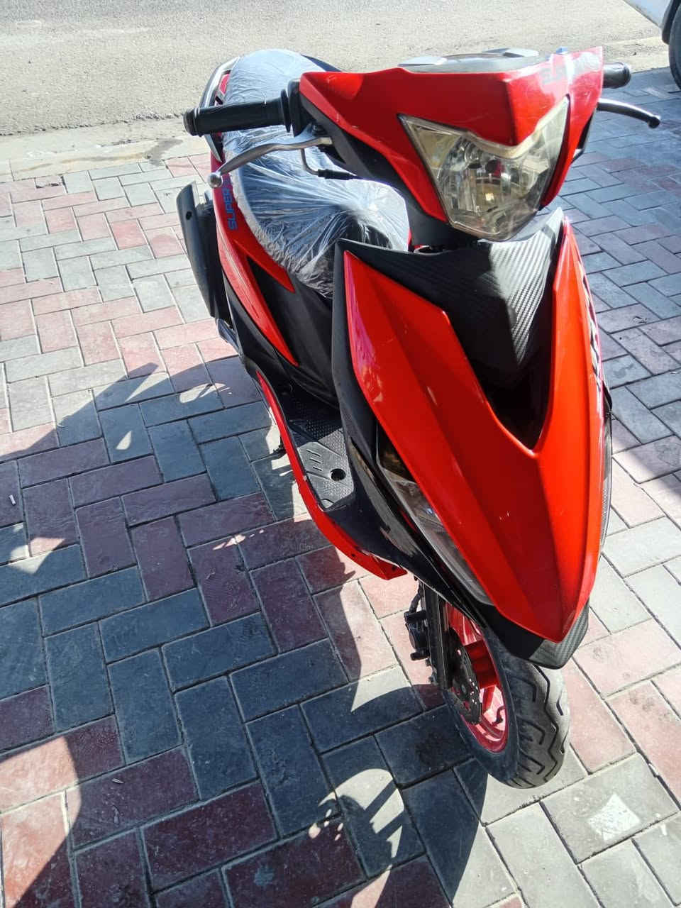 السلام عليكم دراجة ماكس صيني قبل شهرين نازلة من المعرض دراجة جديدة ولا شخط بيهة نكرة سلف سعر 550 قفلهة العنوان كربلاء حي الحسين ***********
