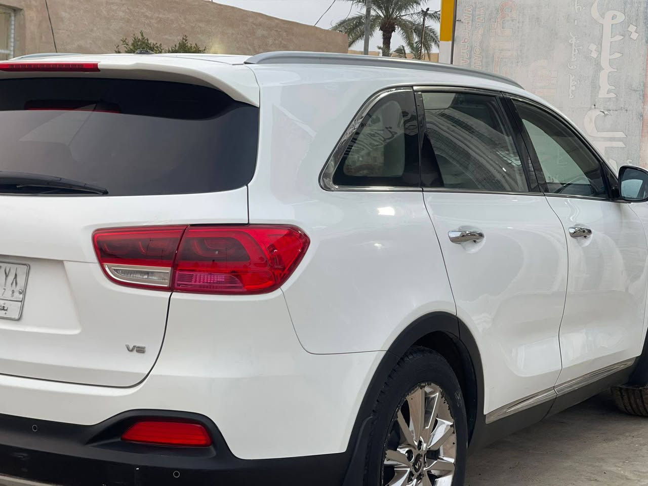 سلام عليكم ورحمة الله وبركاته 
للبيع سورنتو 2016 خليجي 
بغداد مشروع وطني تحويل مباشر ثلث 
مكانات صبغ سونار مرفوق بالمنشور 
 استفسار اكثر اتصل وتدلل مكان السياره 
صلاح الدين قضاء بلد رقم الهاتف ***********
اخوان السياره لبن عمي وهاذا رقمه وبسمه جناي اتصل وتفاهم وياه السعر 200 تحياتي لجميع
