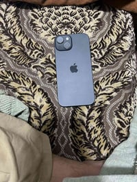 آيفون ١٥ عادي • ١٢٨ • بطارية ٨٩