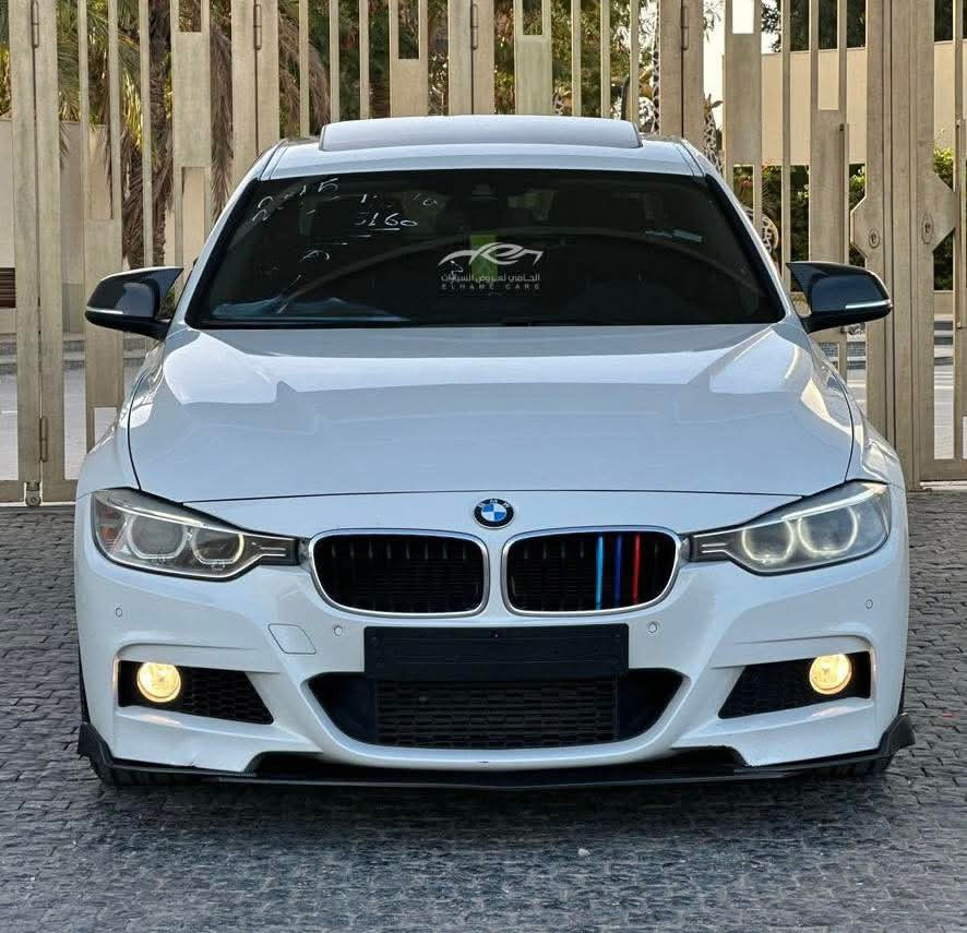 🔥 للبيع: BMW 3 Series (F30) — أناقة ألمانية بروح رياضية 🔥🤍
سيدان رياضية تجمع بين الأداء الممتع في القيادة والتصميم الأنيق، مناسبة للاستخدام اليومي مع طابع رياضي مميز.
المواصفات:
• BMW 3 Series (F30)
• قير أوتوماتيك
• محرك اقتصادي بأداء ممتاز
• تصميم رياضي أنيق
• إضاءة LED أمامية مع Angel Eyes
• شبك أمامي بلمسات M Sport
• جنوط رياضية
• شاشة معلومات وترفيه
• حساسات وكاميرا خلفية
• أنظمة أمان وثبات متقدمة
✨ السيارة نظيفة جداً وحالة ممتازة
📩 للتواصل والاستفسار: مراسلة خاصة


**إذا كنت صاحب هذا الإعلان وتريد حذفه لأي سبب، رجاءا أرسل رسالة إلى الدعم الفني**