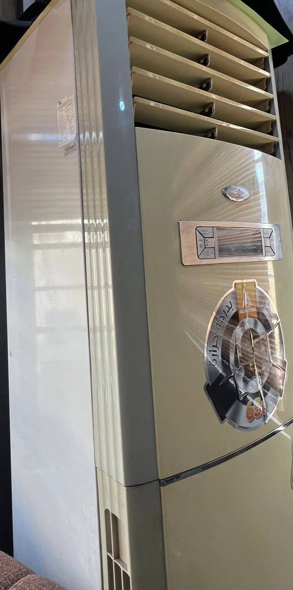 للبيع سبلت كنتوري 3 طن نضيف كلشش استخدام قليل  السعر 550 وبي مجال مكان بعقوبه ‏‪***********‬‏
