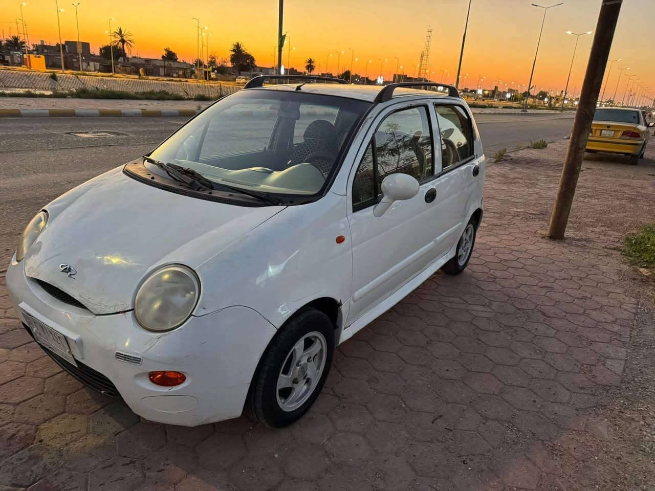 كيوكيو موديل 12
رقم بغداد 
كير اوتوماتيك
تخم تاير اوصدر جديد
تبريد شغال 
مكان السياره بالكوت 
السعر28
*********** دهل اوران, واسط
