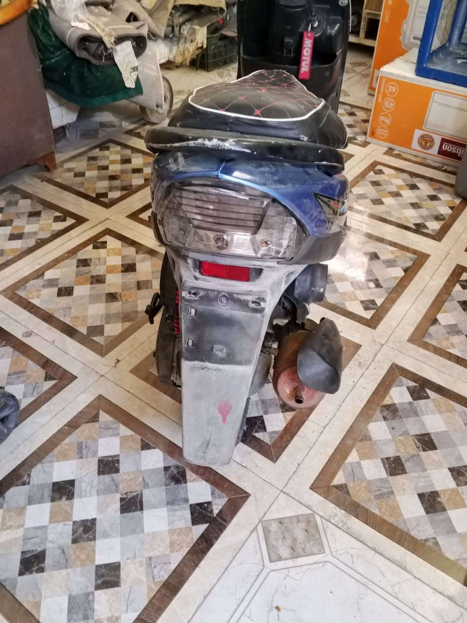 السلام عليكم ماكس عدله للبيع بلادي سلف هندر كهربائيات شغاله اي نقص ما بيها شلعه معدل حلوه السعر 550 وبيها مجال مكاني كربلاء هذا رقمي ***********
