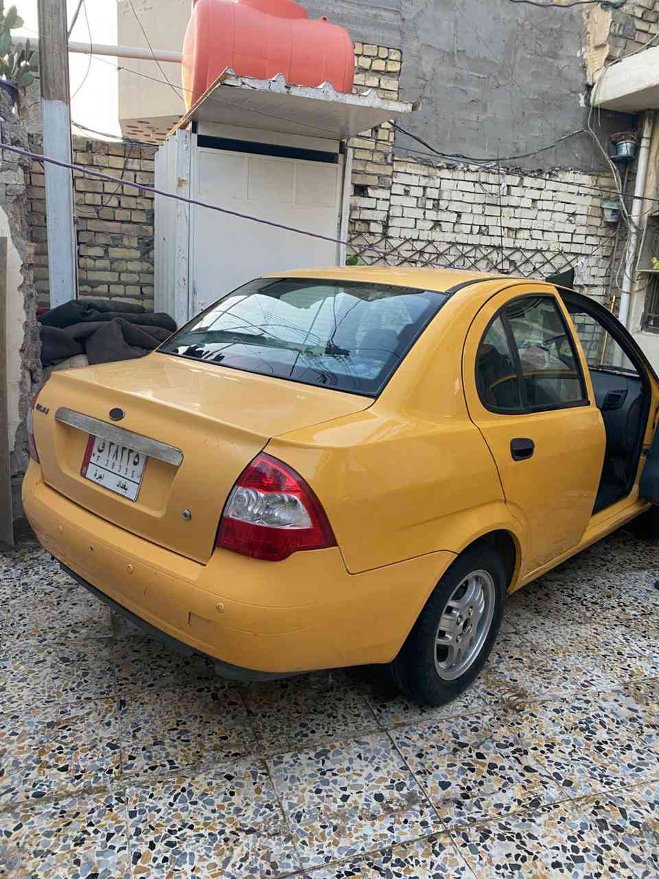 طيبه لبيع موديل ٢٠١٦ السعر ٥٠وبيها مجال الرقم ***********
