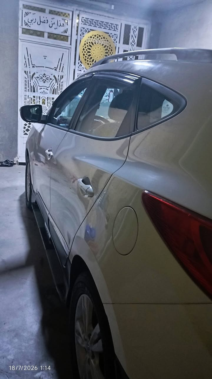 السلام عليكم
 توسان للبيع موديل 2013
مكفوله كفاله عامه 
سياره جاهزه 
مال جناي 
ماشي 150 الف Km
سياره وضع شركه 
الي يحب الاستفسار على رقم
***********
