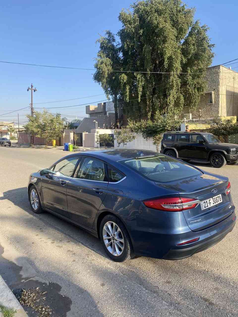 بسم الله الرحمن الرحيم
فورد فيوجن 2019 Se. 
محرك 1.5  تيربو 
بدون صبغ بيه تعديل بارد بحافة البنيد وتعديل بارد بالجامرلغ 
رقم الشاصي : 3FA6POHD6KR200452

ماشية. 62.000 الف ميل 

مواصفات بصمة كير ماوس شاشة كبيرة ثلاث شاشات كشنات امامية كهرباء  رادار امامي جانبي خلفي

اوتو ستوب بريك بصمة كامرة و حساس خلفي 

تحكمات ستيرن تحديد سرعة تبريد قطعتين لدات خلفي كيج الكتروني كود باب السائق لايتات عدسة تحديد مسار 

سوناره موجودة بالصور

سنوية و ورقم جديدة بسمي تحويل نفس اليوم

مكان السيارة كركوك 

رقم السيارة السليمانية 
السعر : 13600 $         136 ورقه وبيه مجال للشراي


**إذا كنت صاحب هذا الإعلان وتريد حذفه لأي سبب، رجاءا أرسل رسالة إلى الدعم الفني**