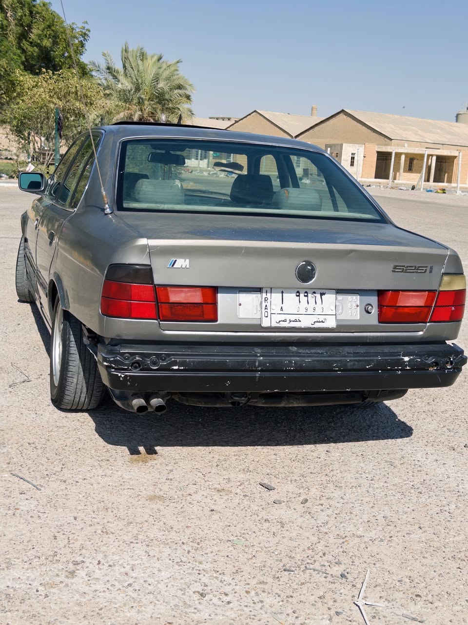 525i
اصل 525
مسكر عدل 
كير اوتوماتيك 
موديل 1991
لون رصاصي
المكينه بيها بخار
حداديه نص عمر 
دحجة بالجاملغ الخلفي
سنويه ساقطه
مكاني نجف 
تفاصيل اكثر اتصل 
***********
