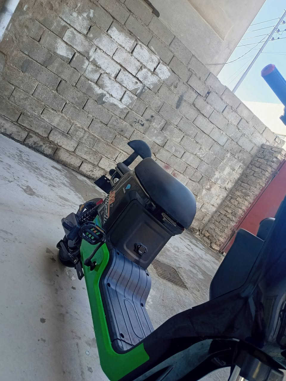 السلام عليكم ورحمة الله وبركاتة دراجه شحن اكس 900 لبيع بعدهه جديده عل فحص 5بطاريات دبل كله شغال مابي اي نقص السعر 425وبي مجال الاستفسار عله هاذ الرقم ***********الشراي يجي خاص
