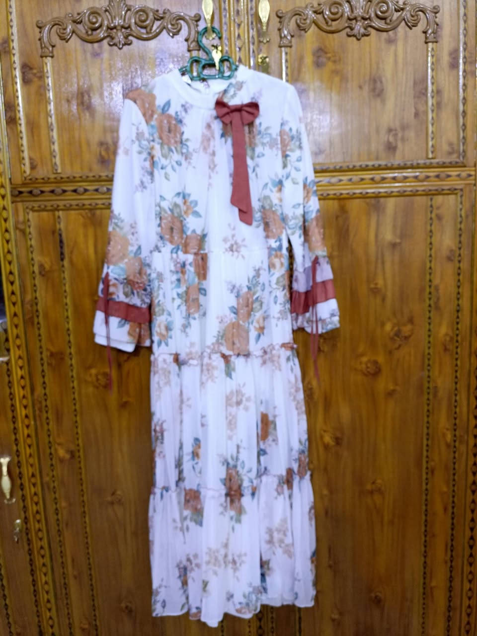 فستان جرجيت قياس  يلبس لل48 طول ع طوله مماخذه منه  ملبوسه مره وحده  بلحقيقه احلى  سعره 25 مكان بغداد


**إذا كنت صاحب هذا الإعلان وتريد حذفه لأي سبب، رجاءا أرسل رسالة إلى الدعم الفني**