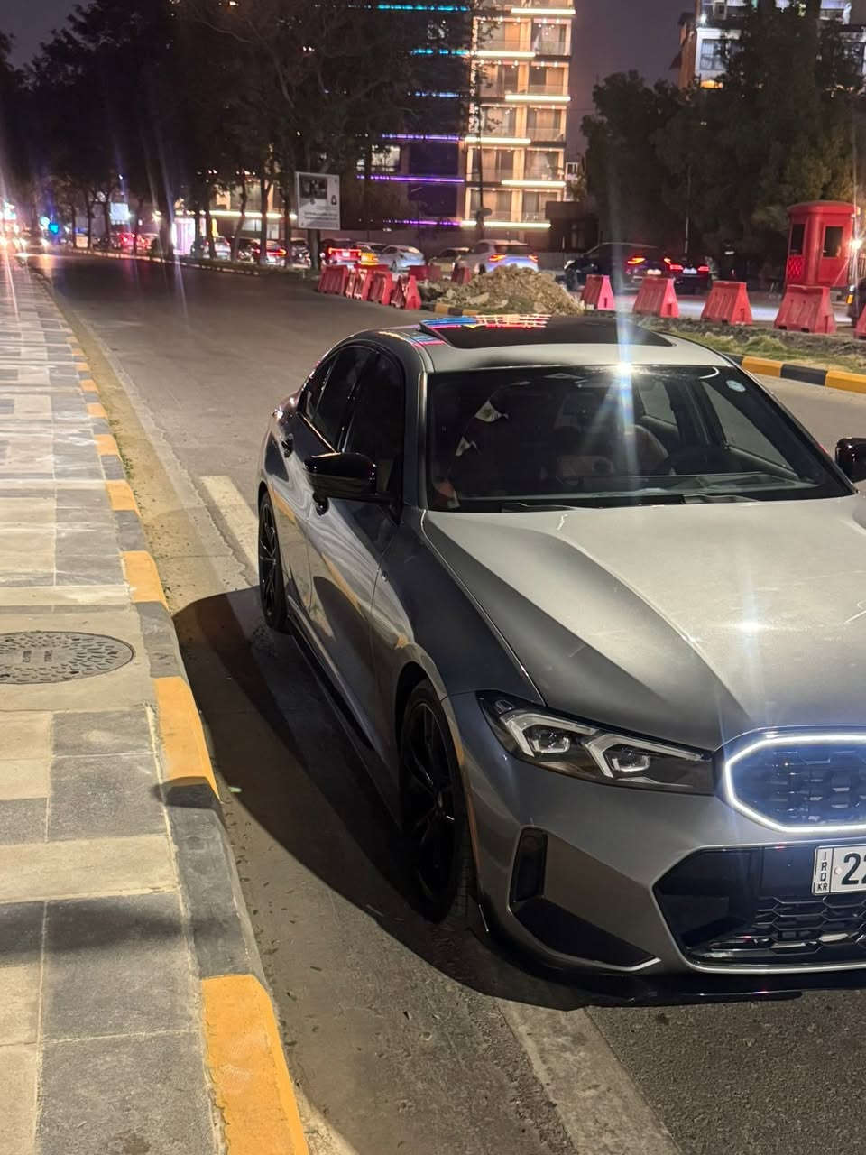 للبيع موديل 2023 حجم I330 محرك 4 سلندر 2000 تون تيربو ماشية 27 الف ميل حادثهه بنيد صبغ وجاملغ كلير 
مكان السيارة بغداد 
رقم صاحب السيارة ***********
