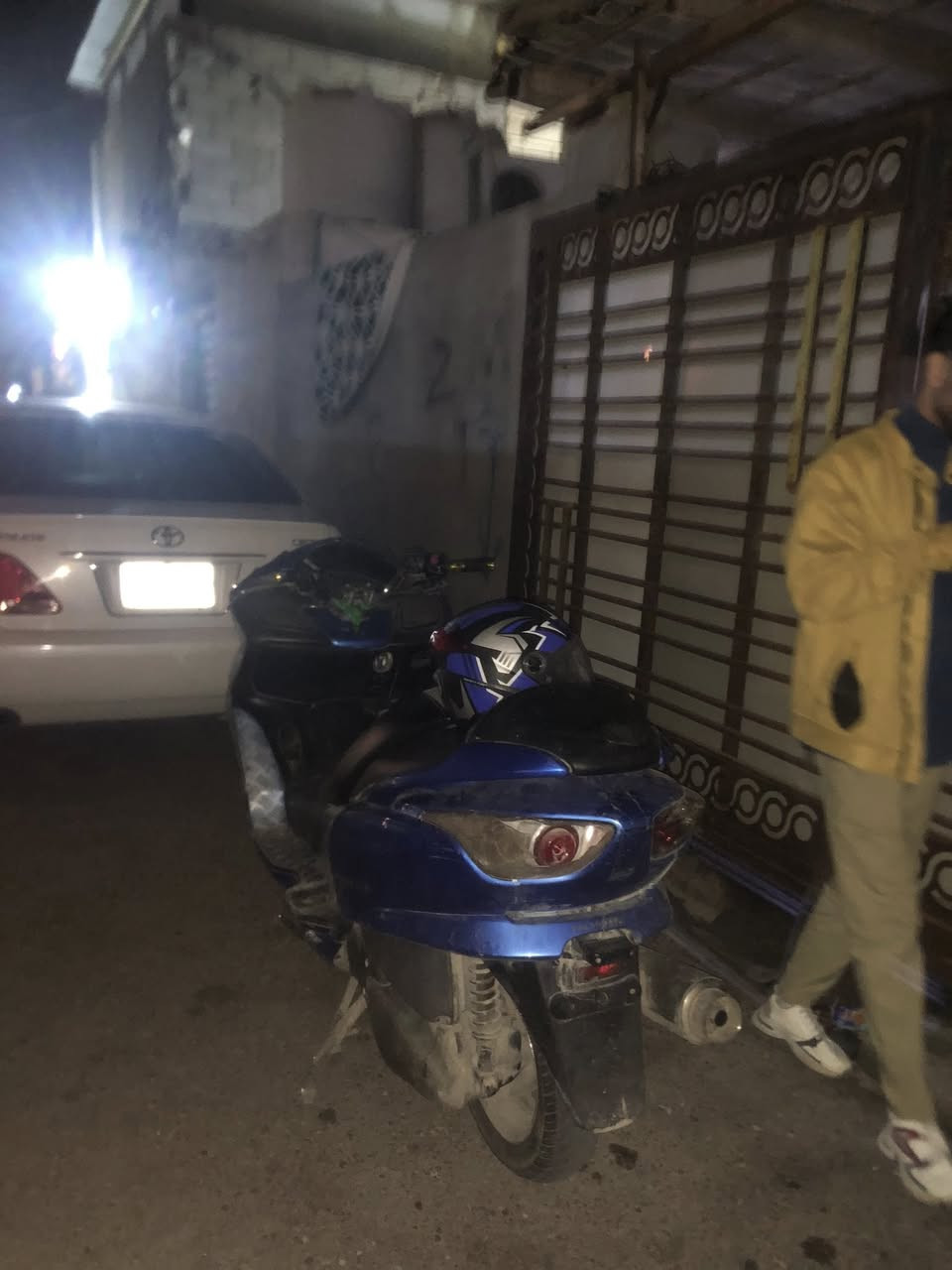 سلام عليكم فورزه صفر ثمانيه كرستال دراجه كفاله عامه من كلشي عوزه بس كفرات شوي تعبانه بيه كزوز رياضي ماشيه ٦٥الف سعر 800 مكان البصره خمسميل رقم ***********
