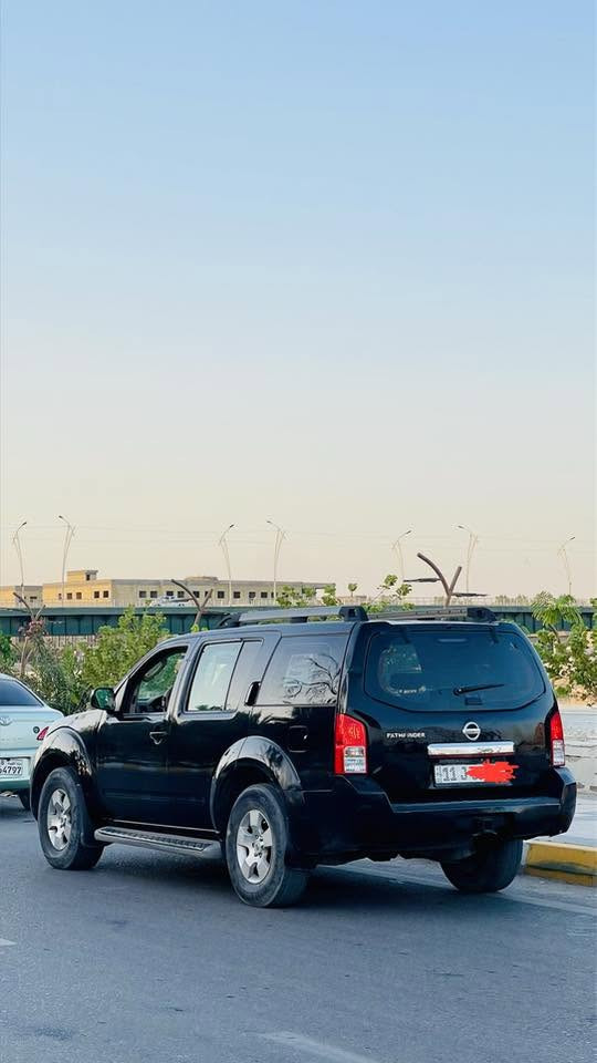 نيسان بافندر 2009 سيارة جاهزه رقم بغداد دولي باسمي 

سياره ما بيها نقص تبريد شغال مبدل محرك وضفيرة كهربائيات 

حداديه إماميه خلفيه 

السعر 83$

الاتصال : ***********
