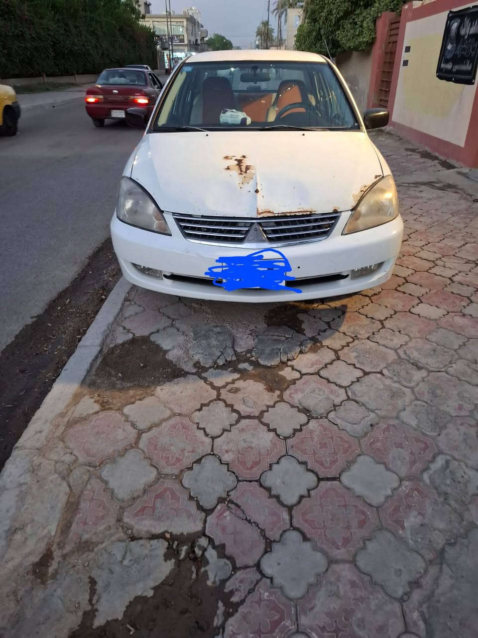سلام عليكم لانسر للبيع 2006 بيه كم قطعة صبغ ابيع حزام مكينة جديدة شادله 2000 كير حدادية تبريد كفالة تايرات جدد سيارة بس يرادله صبغ مكصوص للاخياس السعر 69بيه مجال قليل مكاني شهربان *********** مكلف بنشرهة
