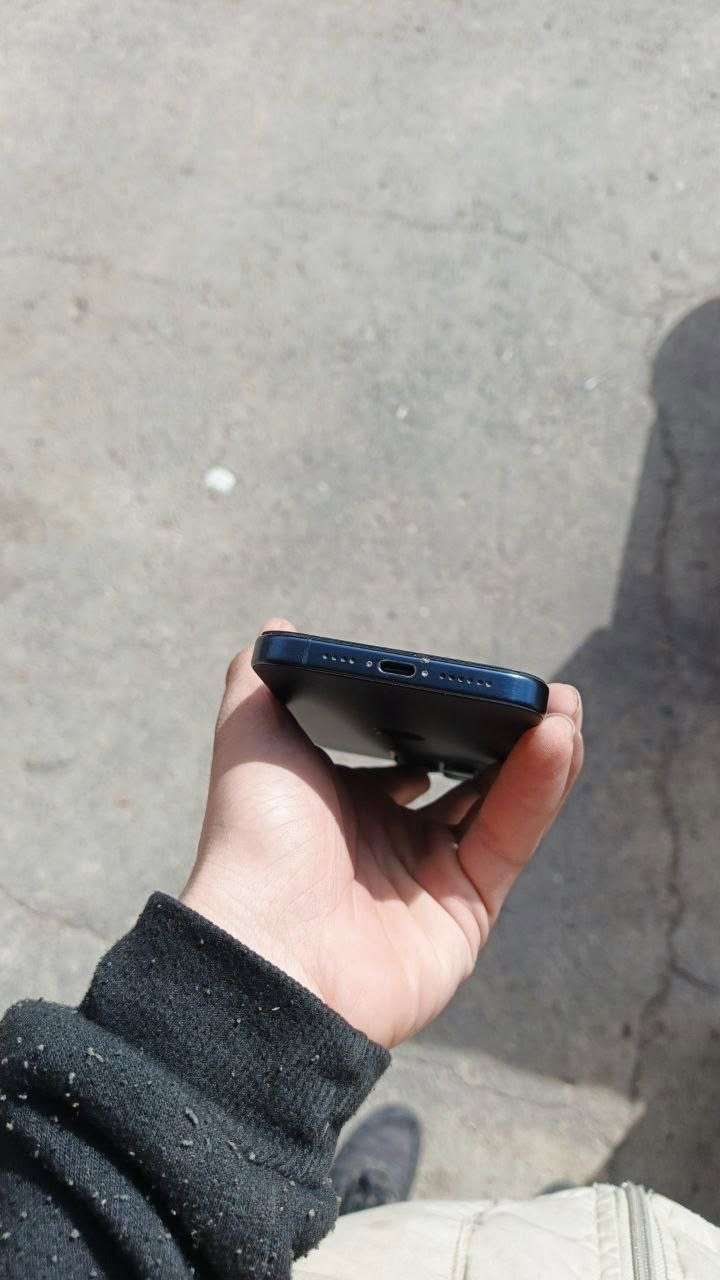 السلام عليكم 
جوا السوك اليوم 
ايفون ١٥ برو ماكس 
الذاكره ٢٥٦ 
دبل سيم كارت 
نموذج ZA/A 
بطاريه ١٠٠ معلايه وليسه مبدله دورات الشحن ٩٠
١٢٠ فريم بوبجي 
الجهاز مبدل شاشه فقط 
فيس ايدي شغال 
كامرات دمعه 
الجهاز نضافتو ٩٩٪؜
سعرو حيل مناسب ورخيص 
السعر ٦٥٠ وبي مجال للطيبين رجاءً الماشراي لايجي خاص ولاتكسرون بسعر العالم 
للتواصل خاص أو ***********
