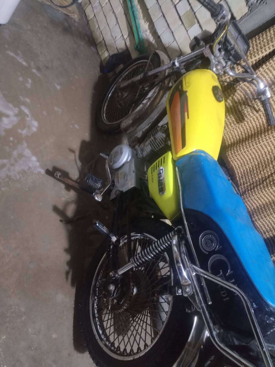 سلام عليكم دراجه اربعه كير السعر ٣٥٠ عنوان بغداد العبيدي ***********
