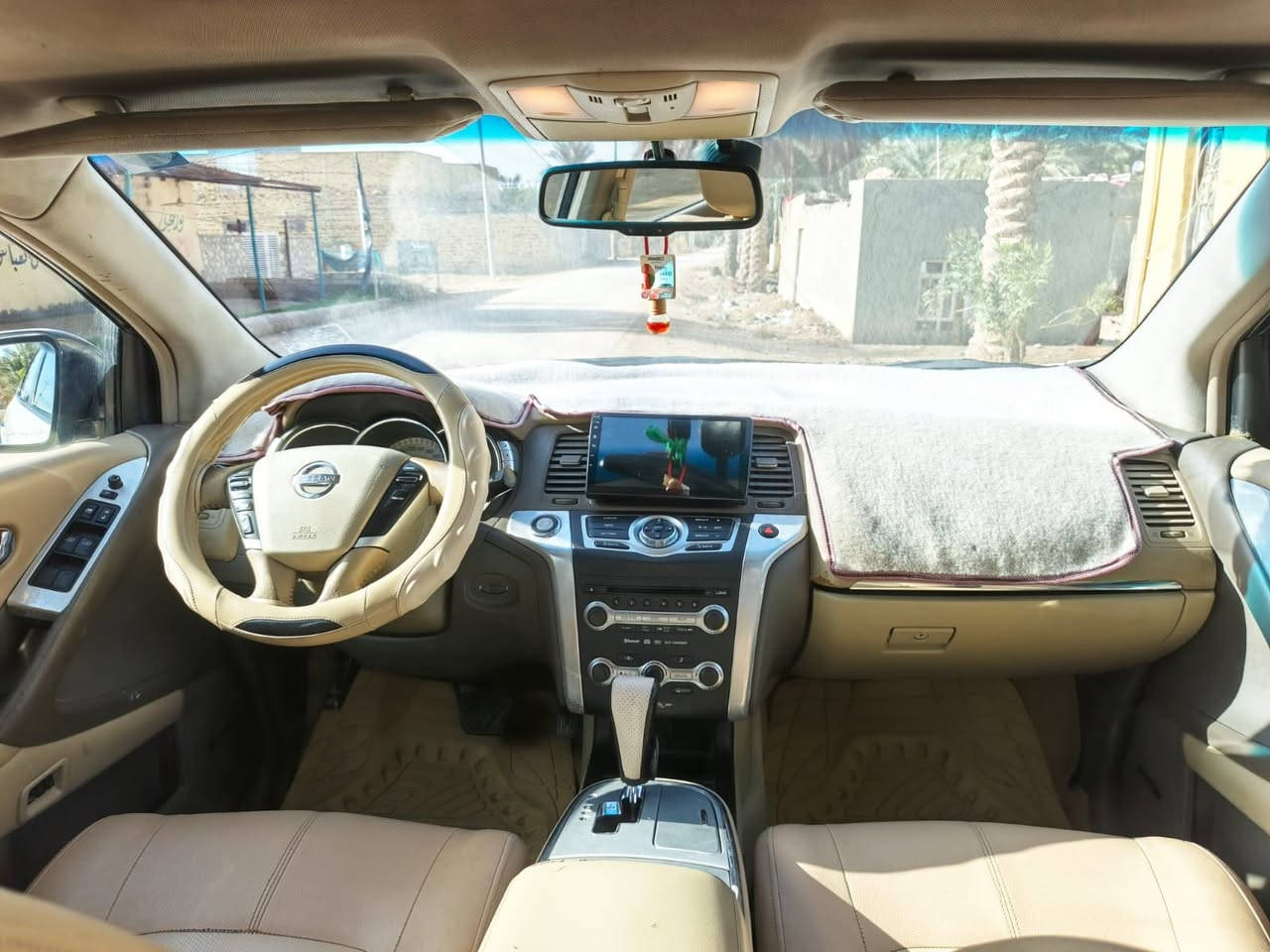 سلام عليكم سياره نيسان مورانو2010 رقم بصره انكليزي تحويل ثاني يوم وين ما تريد احول فول مواصفات 1/1صقف بنورامه كشنات كهربائي بصمه جنطه كهربائي بيعه شبر صبغ بل جاملغ خلفي بجهت  العبري السعر 90بيه مجال مكلف بنشر رقم صاحبه ***********
