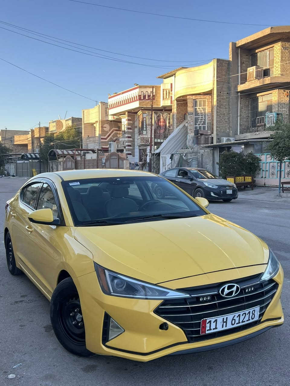 السلام عليكم النترا 2019 وارد امريكي حادث بنيد بدون دواخل 
السعر ( 127$) مكانها بغداد البلديات *********** 
محرك 2000 دوش كير AT المرغوب مكفولات من الفتح 
سياره جاهزه وجديده منضومه مال غاز صدر جديد تبريد ثلج 
سياره بيها فقط بنيد بدون دواخل بدون ايرباك الباقي كله مكفول
