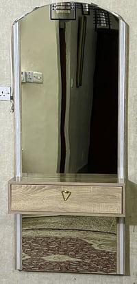 مرايه • ٢م×٦٥سم • ليد