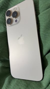 آيفون ١٦ برو ماكس • ٢٥٦ • بطاريه ٩٤