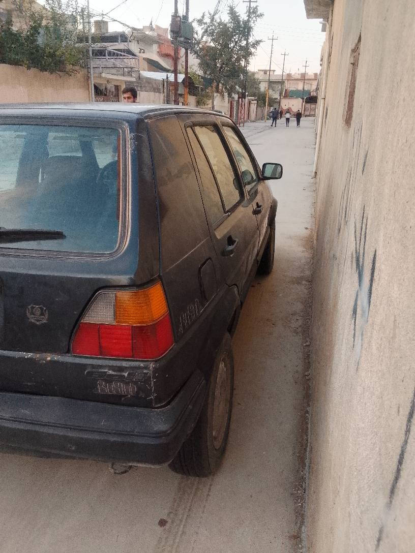 السلام عليكم 
كولف موديل 89
سنويه عظم30
هزه بـ2025 
كير ومكينه شرط
وايرمنيه شغاله 
شرط التحويل من الشرعي
السعر :28 (بيها مجال الطيبين)

(غير متواجد على الفيس)
***********
***********
