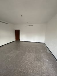 غرفة صالة • طابق أول • شارع النخيل