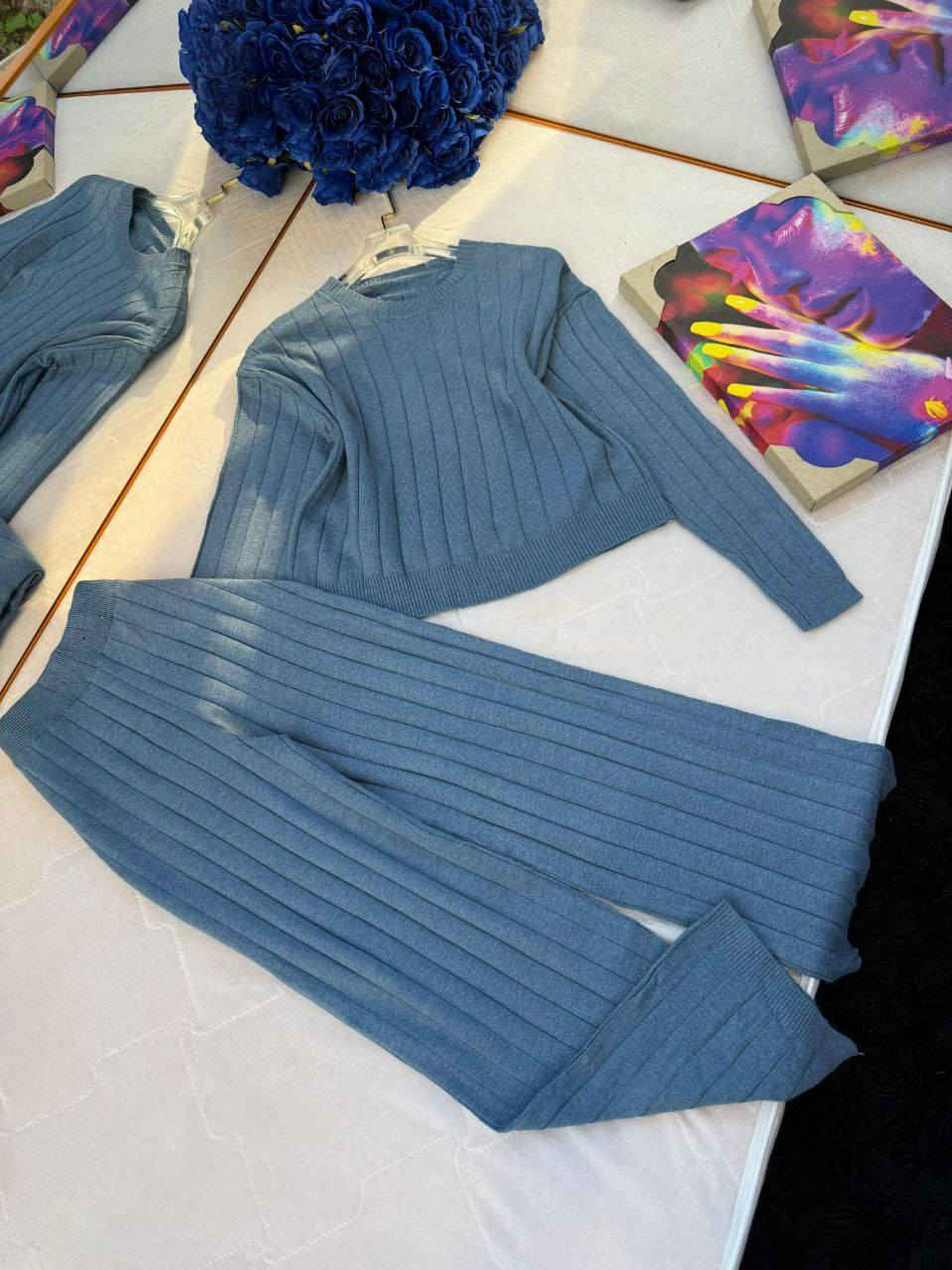 وووصل الجماال وترند الموسم ♥️
سوت نسائي 
يجنن 🔥🤍

الخامة اتريكو ترڪي 

افري سايز 
للحجز والاستفسار 
***********
