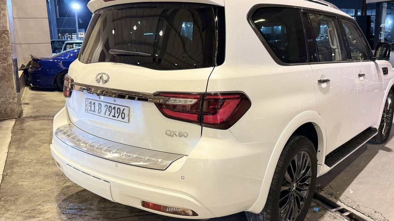 السلام عليكم 
@انفنتي QX 80 
@موديل 2023 
@كلين بدون حادث 
@فتحه
@ماشيه 65 ميل  
@رقم بغداد تحويل مباشر 
@مكانها بغداد 
***********
