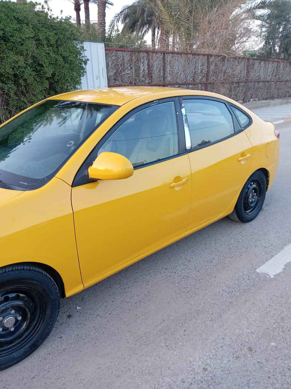 (مكلف بالمنشور) 
النترا موديل 2008 خليجي للبيع  
تبريد ثلج شديتلها قبل فترة منضومة جديدة 
تدفئة شغاله السيارة كامله نقصها بس صدر 
مكينة مبدل بيها كازكيت 
مبدل بيها بس باب سايق فقط 
رقم بغداد بأسمي  
السعر 80 ورقة.وبيها مجال 
مكاني بغداد الغزالية 
للاتصال 
***********
