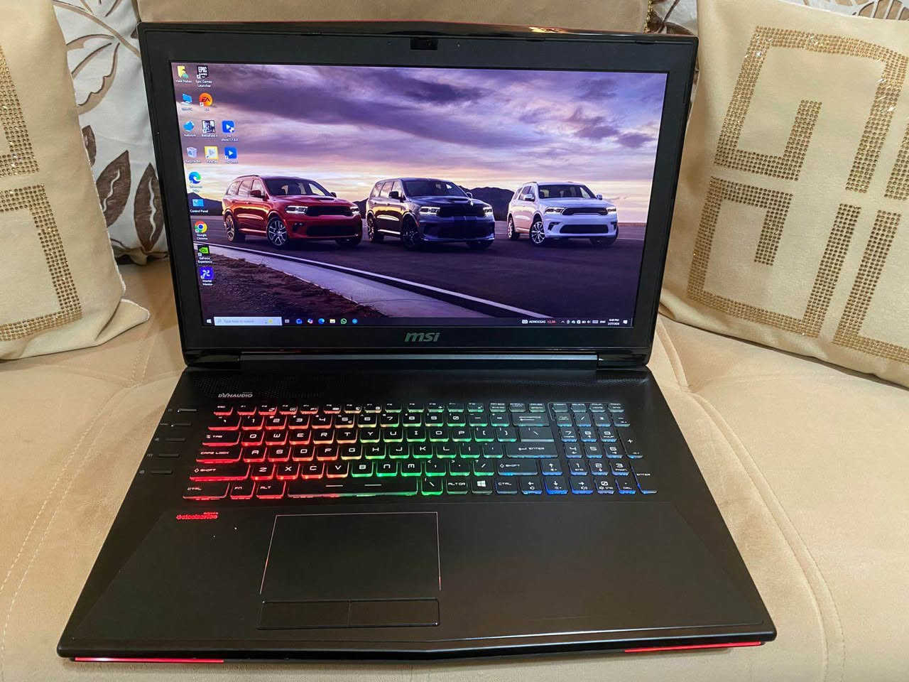 ‎سلام عليكم الاعزاء
لابتوب Gaming msi حجم17
موصفات
-معالج core 7 جيل سادس
-كارت شاشة 8 GB من نوع GTX‎ كركوك, العراق


**إذا كنت صاحب هذا الإعلان وتريد حذفه لأي سبب، رجاءا أرسل رسالة إلى الدعم الفني**