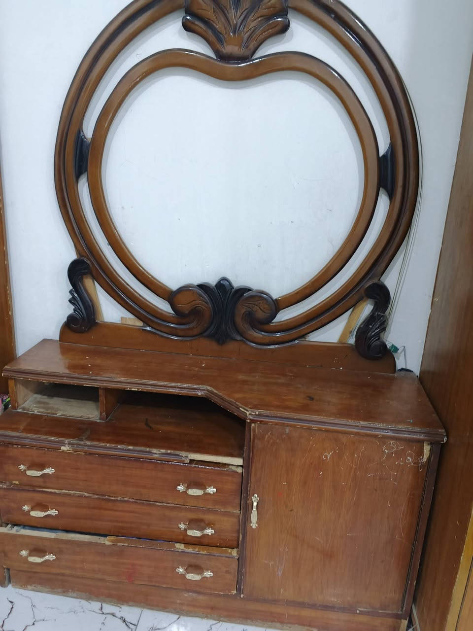 اخشاب للبيع السعر كلهم 150 الف


**إذا كنت صاحب هذا الإعلان وتريد حذفه لأي سبب، رجاءا أرسل رسالة إلى الدعم الفني**