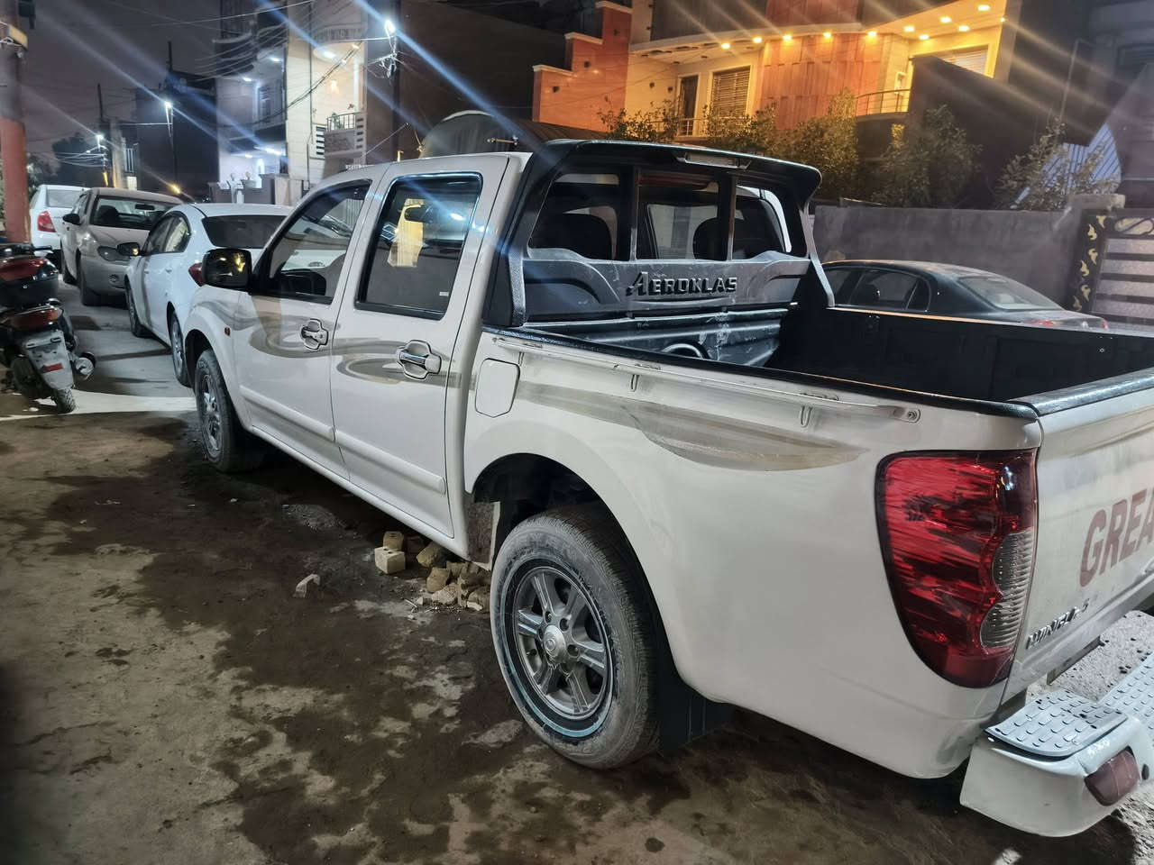 كريت ويل موديل 2013 رقم بغداد محرك ايخبل وكير ايخبل تبريد شغال شاشة كامرة مال بك موجوده بس مشادهه سنوية لل 28 مناقصة اي شي السياره خياسات مابيهه بيهه بس جاملغ صبغ مكاني الدورة السعر 74 وبيهه مجال قليل اقبل مراوس رقمي ***********
