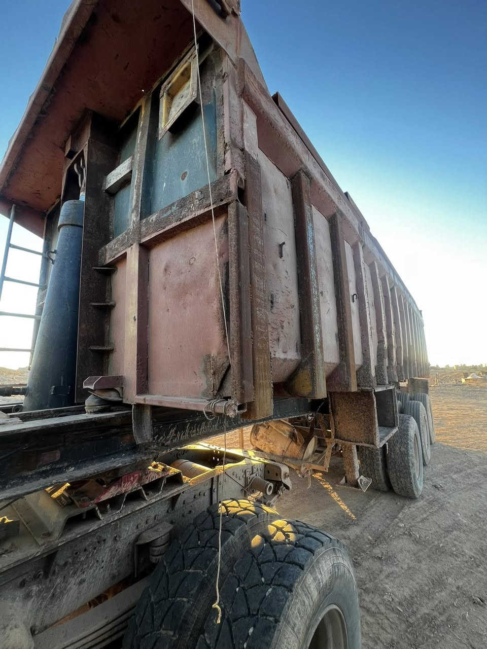 نساف للبيع الماني جك نضيف لعاب جديد تخم تاير تكعب 31 دناكير 14الماني للستفسار *********** مكاني الأنبار قضاء القائم
