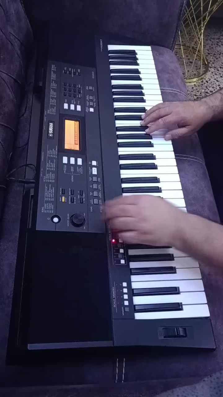 السلام عليكم ياماها 350 أخو الجديد محوله اصليه السعر 300 ألف نهاية مكان بغداد  الزعفرانيه ***********
