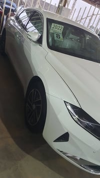 ازيره مديل ٢٢ كوري موصفات جلد كشن كهربائي دواخل بيض حساس مامي خلفي كشن...