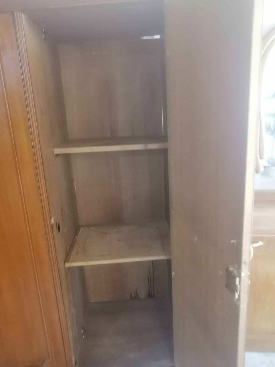 سلام عليكم من رخصة الادمن كنتور ابو اربعه صاج داخل وخارج ظهر جرجوبه برغي ارتفاع مترين مكانه كربلاء سعره ٢٥٠ قبلمه صاج برومي الاتصال على الرقم *********** *********** العنوان قريب شارع الحافظ عمود ١٣١ قرب دلالية الضياء كربلاء, العراق
