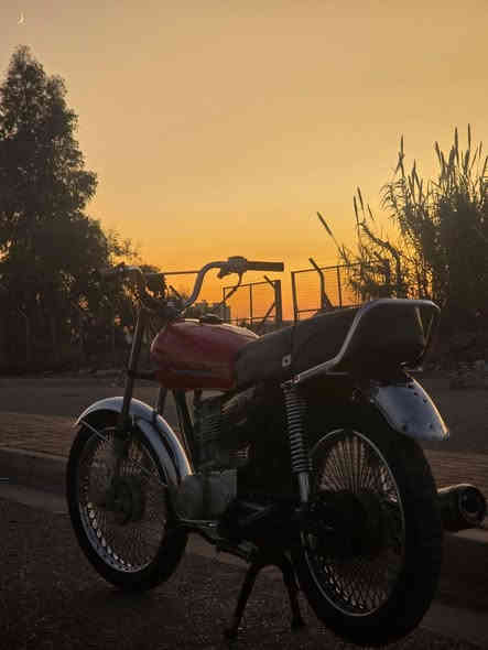 دراجه نامي 3 احرف موديل 2018
للبيع دراجه خير من الله كامله نشاط معدل فول
فقط بيها صوت كايم شفت ويتبدل ب 15 الف
شراي عله عيني وراسي موشراي لا تعبني فدوه
سعرها 250 وبيها مجال
رقمي :***********
 من رخصت الادمن ❤️
