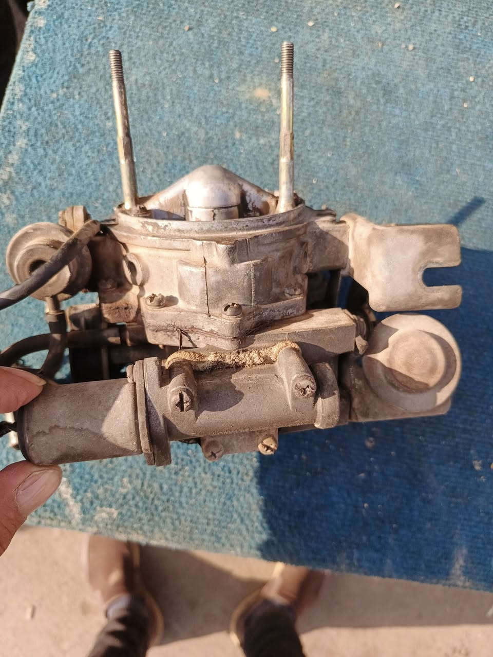 كابريتر للبيع والضمان
السعر ١٢٥ الف عراقي 
بغداد باب الشرقي خلف تانكي الماء 
***********
***********
