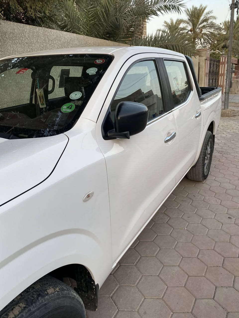 نيفارا موديل 2019كير اوتو بانزين بيه جاملغ امامي صبغ بدون دواخل السعر 180 مكان السياره واسط الكوت للاتصال ***********
