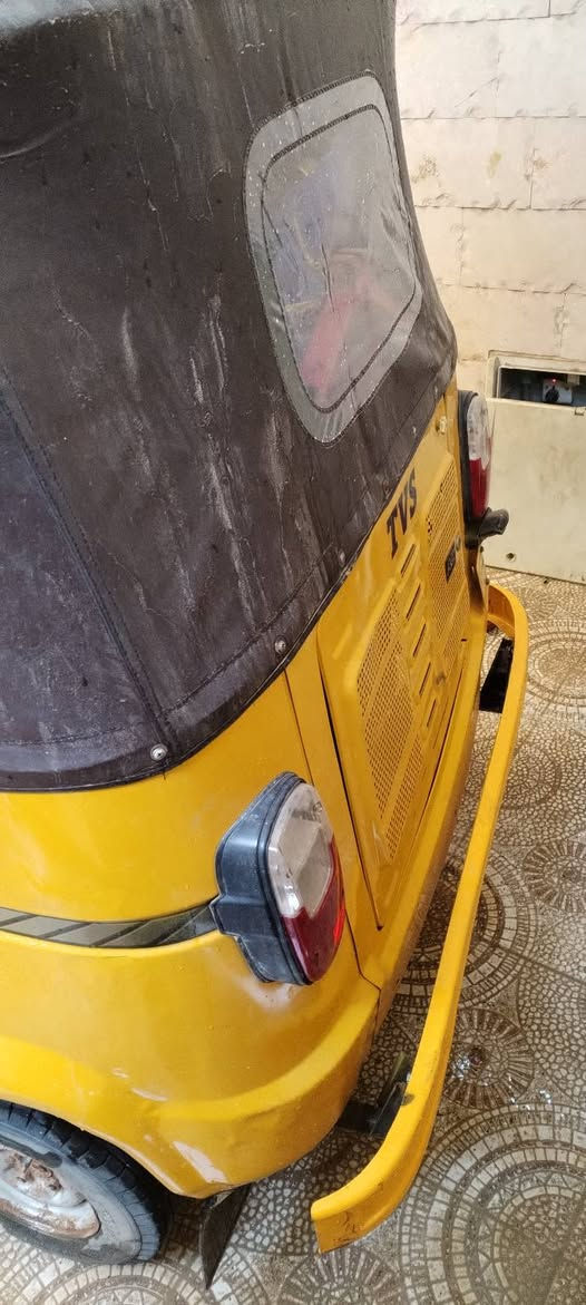 السلام عليكم و رحمة الله، تكتك tvs موديل 2020 رقم ديالى انكليزي تحويل مباشر كشر نظيف  مكينة مكفولة من التبخير والتنقيص مكاني بعقوبة المفرك السعر 5900 الرقم ***********
