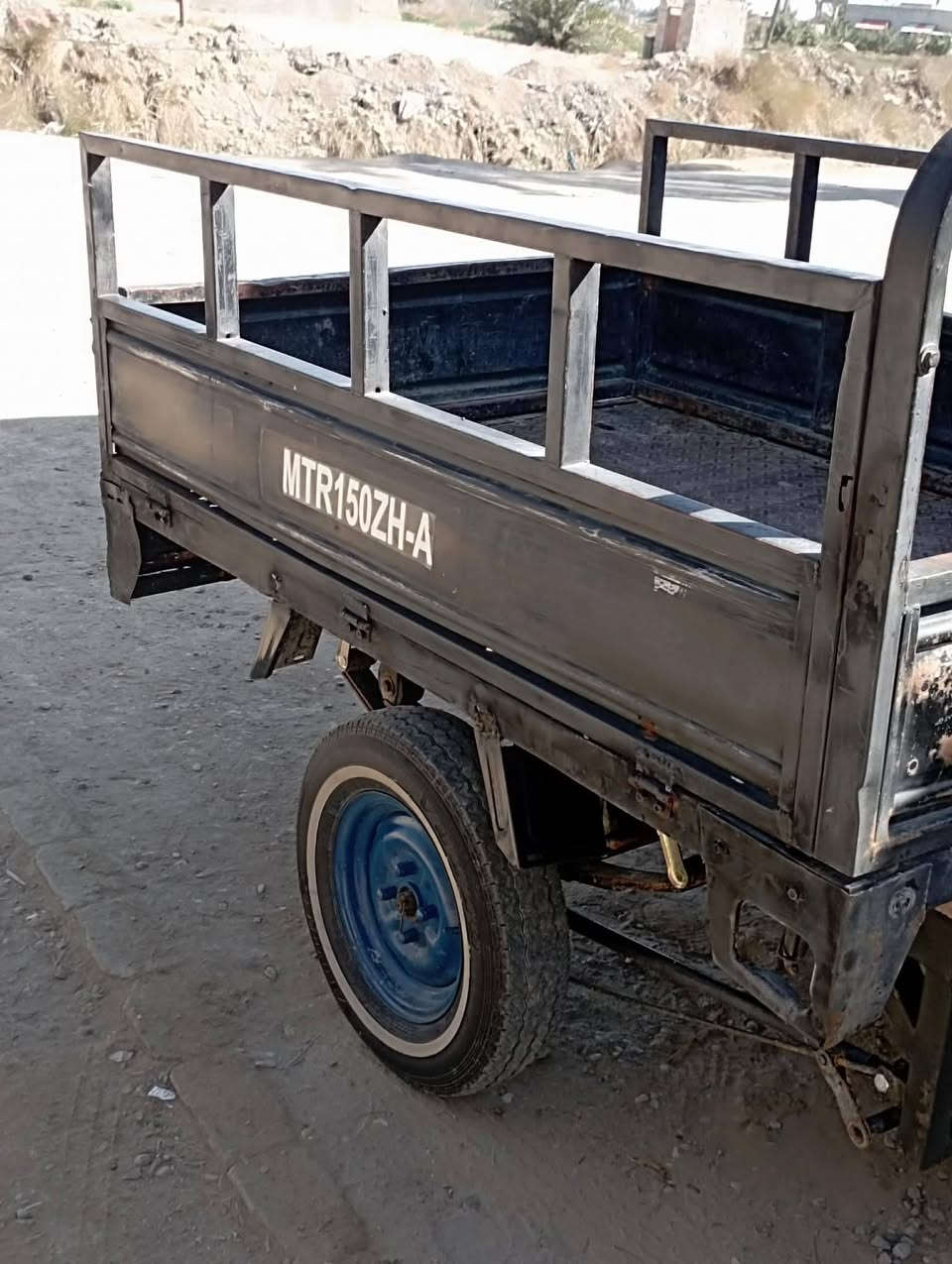 عمي سلام عليكم ستوته اللبيع مديل 14وراق صولي شاصي مكفول كفاله عامه سعر 1450وبيه مجال حك جيه المكان مشخاب هذا رقمي***********مامتواجد عل خاص
